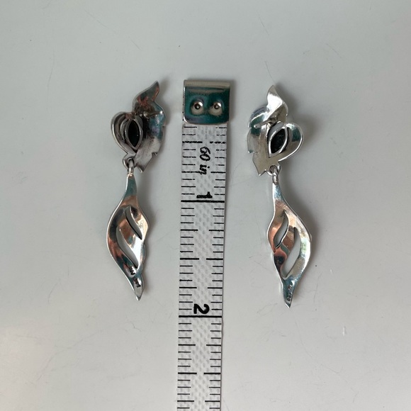 Vintage Art Deco Onyx and Marcasite Stone Sterling Silver Dangle Earrings - Picture 10 of 10